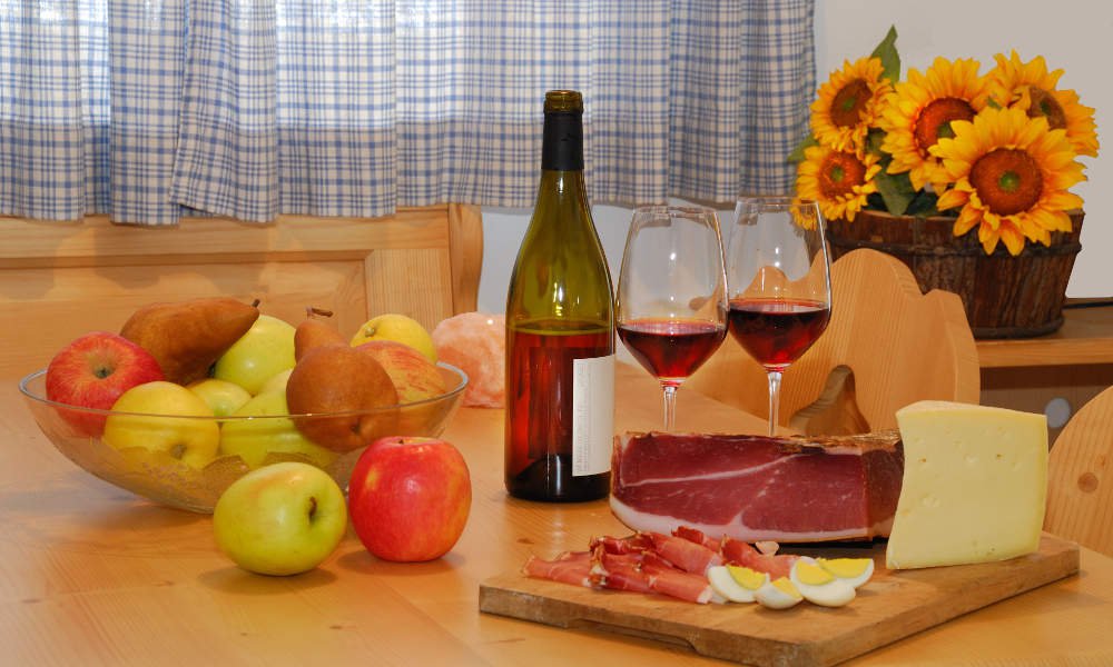 Südtiroler Köstlichkeiten genießen – Ferienwohnungen Ridnaun/ Ratschings
